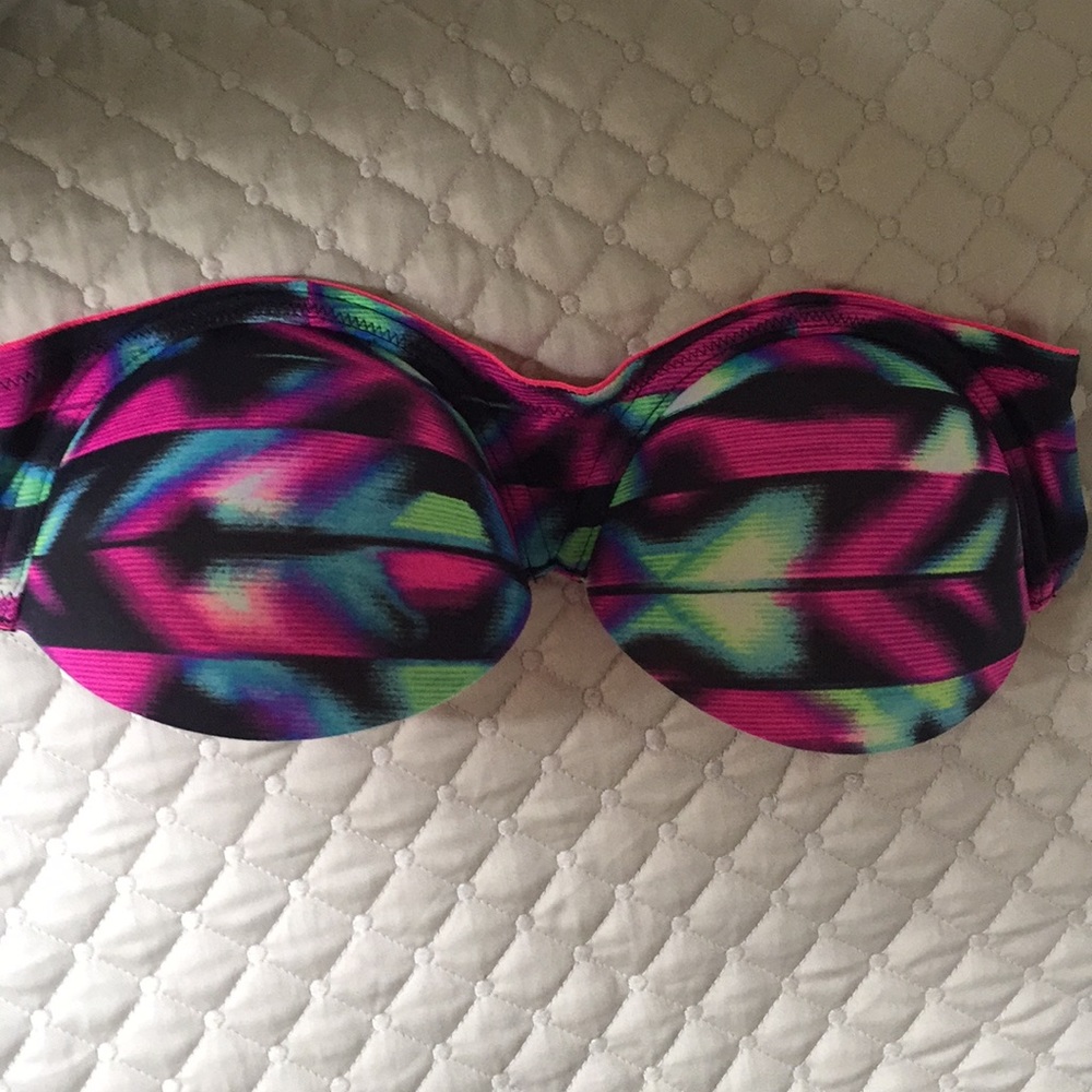 Victoria secret pink strapless bra